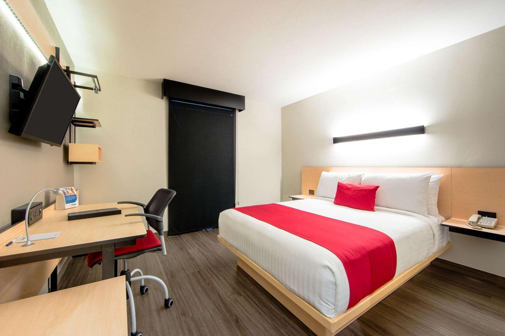 Comfort Inn Delicias Extérieur photo
